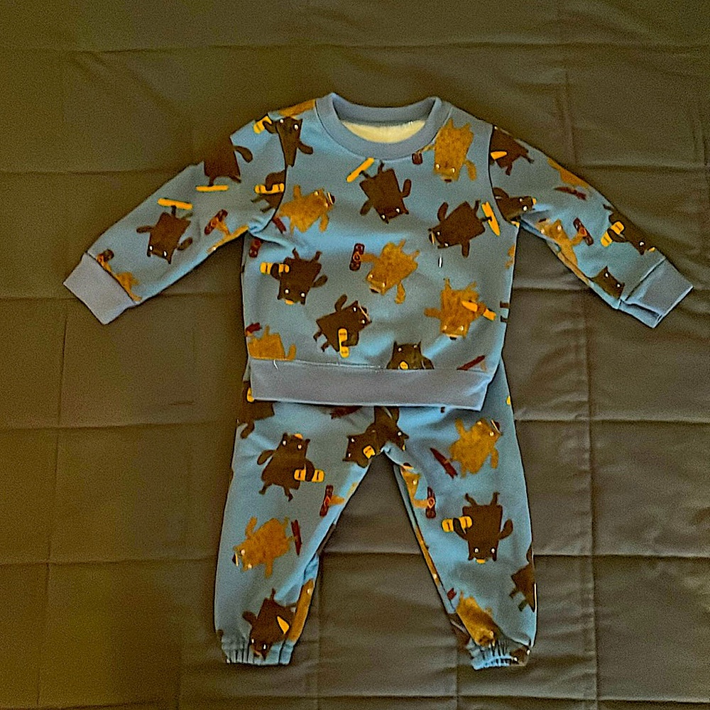 Garanimals sweat suit 6-9 months